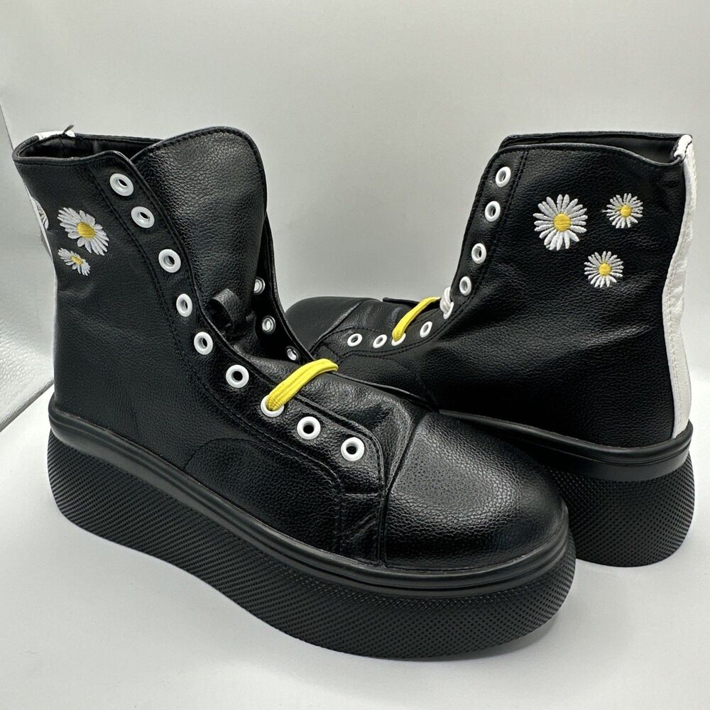 Berness Punk Goth Logan Daisy Embroidered Black Platform Combat‎ Boots Sz 7 NEW